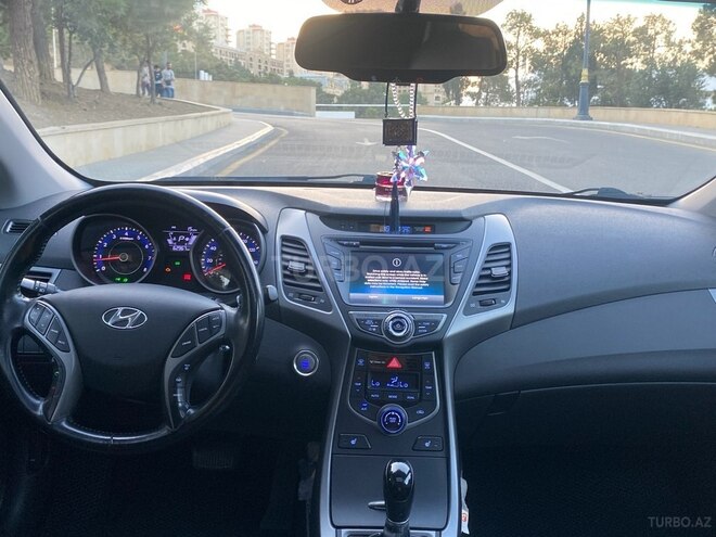 Hyundai Elantra 2014, 67,000 km - 1.8 л - Bakı
