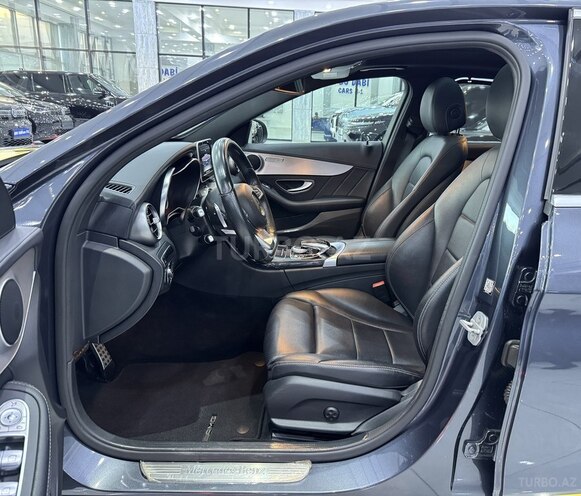Mercedes C 250-11