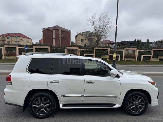 Lexus LX 570 2014, 111,600 km - 5.7 l - Bakı