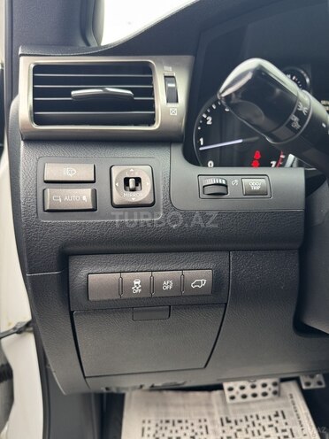 Lexus LX 570 2014, 111,600 km - 5.7 l - Bakı