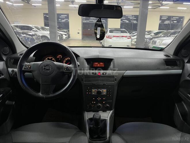 Opel Astra 2006, 198,000 km - 1.3 l - Bakı