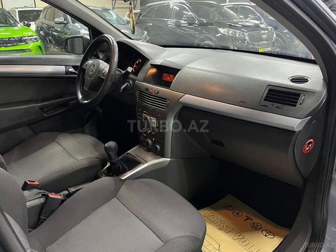 Opel Astra 2006, 198,000 km - 1.3 l - Bakı