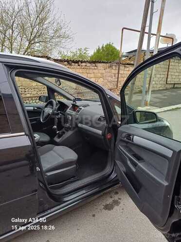 Opel Zafira 2006, 252,000 km - 1.9 l - Şamaxı