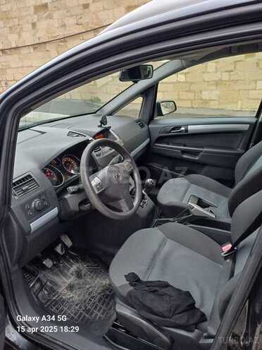 Opel Zafira 2006, 252,000 km - 1.9 l - Şamaxı