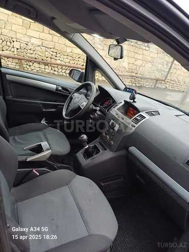 Opel Zafira 2006, 252,000 km - 1.9 l - Şamaxı