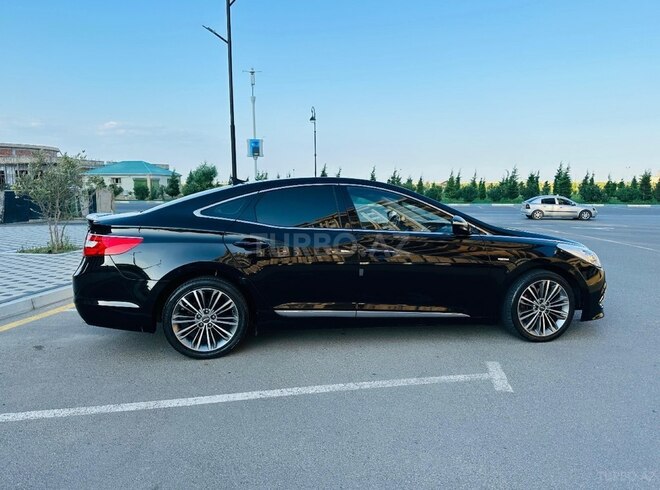 Hyundai Grandeur 2015, 198,000 km - 2.2 l - Bakı