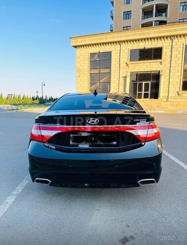 Hyundai Grandeur 2015, 198,000 km - 2.2 l - Bakı