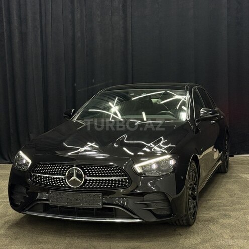 Mercedes E 300 de-1