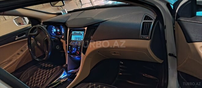 Hyundai Sonata 2011, 204,110 km - 2.4 l - Şamaxı