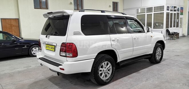 Toyota Land Cruiser-8