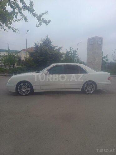 Mercedes E 240 1998, 237,345 km - 2.4 l - Bakı