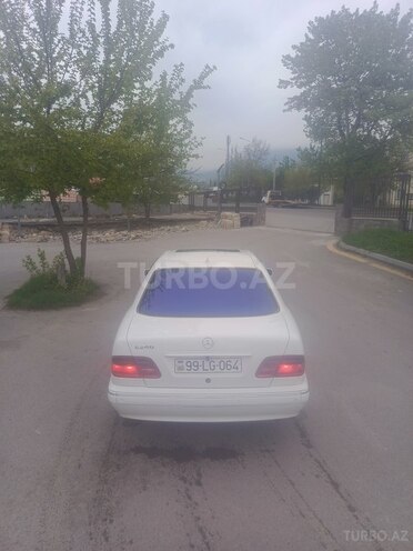 Mercedes E 240 1998, 237,345 km - 2.4 l - Bakı