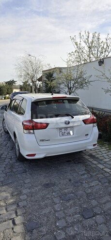 Toyota Corolla Fielder 2017, 110,000 km - 1.5 л - Bakı