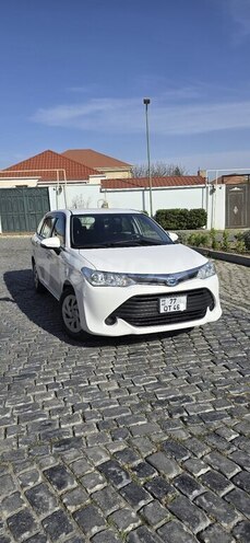 Toyota Corolla Fielder 2017, 110,000 km - 1.5 л - Bakı