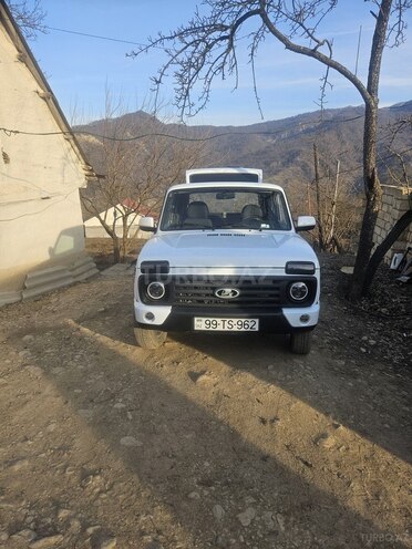 LADA (VAZ) Niva 2013, 270,000 km - 1.7 л - Qusar
