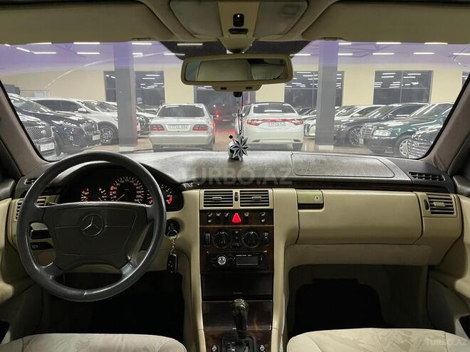 Mercedes E 230 1997, 388,004 km - 2.3 l - Bakı