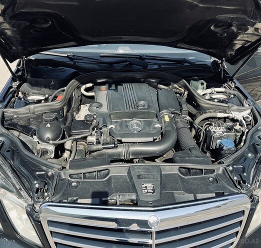 Mercedes E 200 2011, 245,000 km - 1.8 l - Bakı