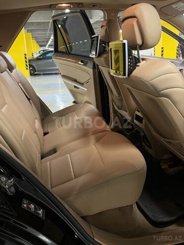 Mercedes ML 350 2009, 282,000 km - 3.5 l - Gəncə