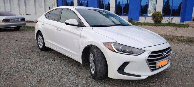 Hyundai Elantra 2016, 243,011 km - 2.0 л - Gəncə