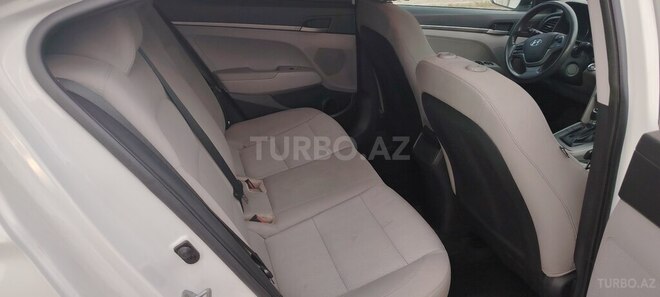 Hyundai Elantra 2016, 243,011 km - 2.0 л - Gəncə