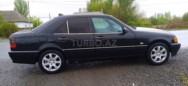 Mercedes C 230 1998, 400,000 km - 2.3 л - Ucar