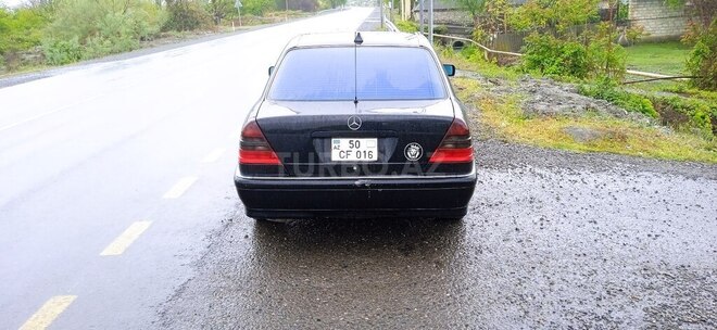 Mercedes C 230 1998, 400,000 km - 2.3 л - Ucar