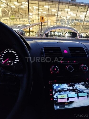 Volkswagen Touran 2011, 234,000 km - 1.6 l - Sumqayıt