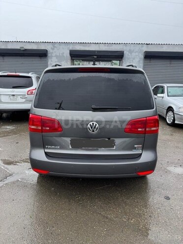 Volkswagen Touran 2011, 234,000 km - 1.6 l - Sumqayıt