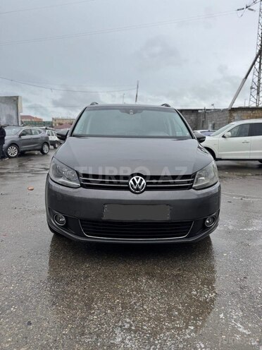 Volkswagen Touran 2011, 234,000 km - 1.6 l - Sumqayıt