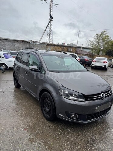 Volkswagen Touran 2011, 234,000 km - 1.6 l - Sumqayıt