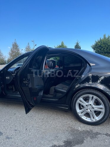 Mercedes E 280-6