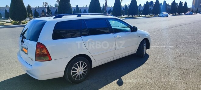 Toyota Corolla 2006, 241,000 km - 1.4 l - Gəncə