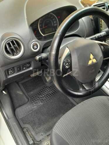 Mitsubishi Attrage 2014, 300,000 km - 1.2 л - Bakı