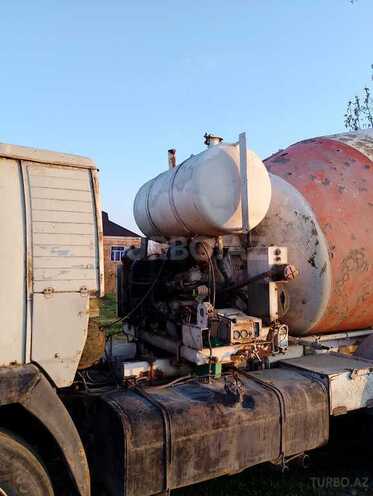 KamAz 53229 1983, 120,000 km - 11.0 l - İmişli