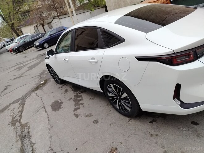 Changan Qiyuan A05 2025, 5,400 km - 1.5 л - Bakı