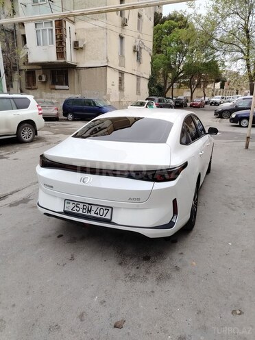 Changan Qiyuan A05 2025, 5,400 km - 1.5 л - Bakı