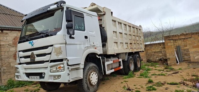 HOWO Sinotruk 2011, 250,000 km - 9.7 l - Gədəbəy