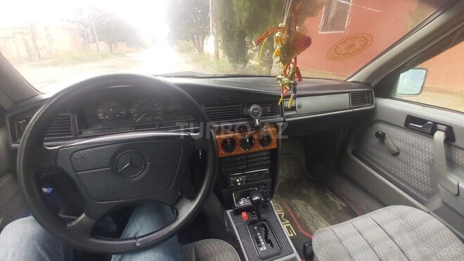 Mercedes 190 1993, 274,752 km - 2.0 l - Bakı