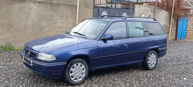 Opel Astra 1997, 250,000 km - 1.6 l - Bakı