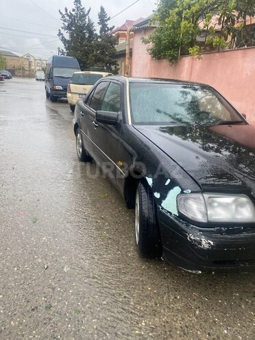 Mercedes C 180 1995, 362,000 km - 1.8 l - Bakı