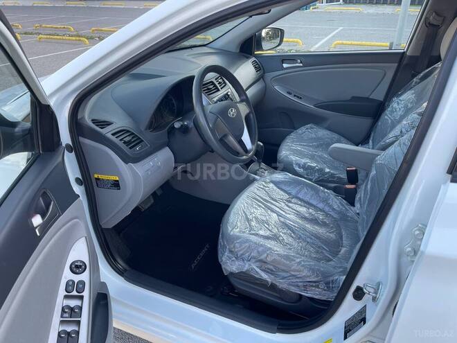 Hyundai Accent 2015, 123,000 km - 1.6 l - Bakı