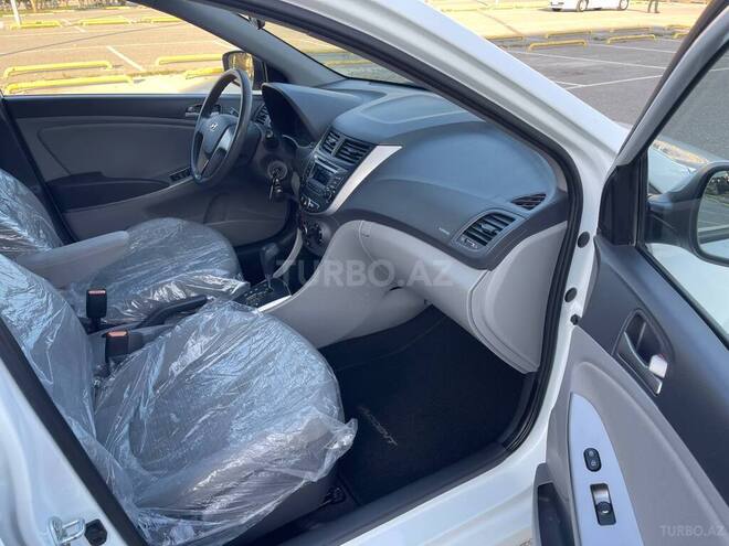Hyundai Accent 2015, 123,000 km - 1.6 l - Bakı