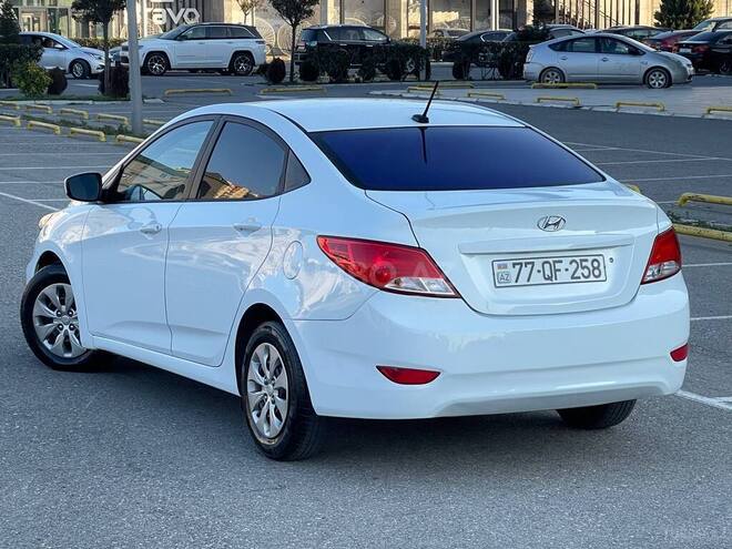 Hyundai Accent 2015, 123,000 km - 1.6 l - Bakı