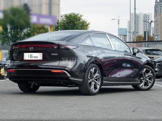 Mazda  2025, 0 km - 1.5 л - Bakı