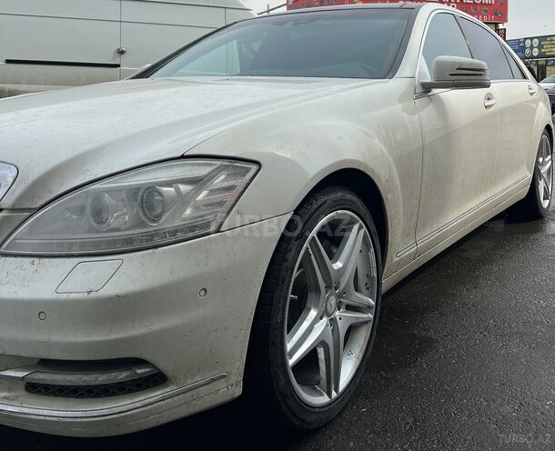 Mercedes S 500-9
