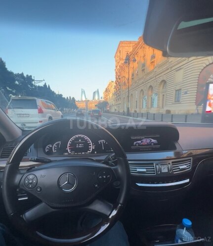 Mercedes S 500-11