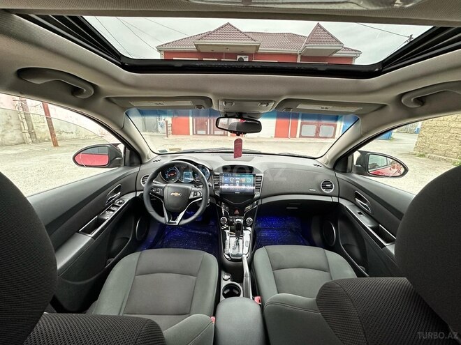 Chevrolet Cruze-11