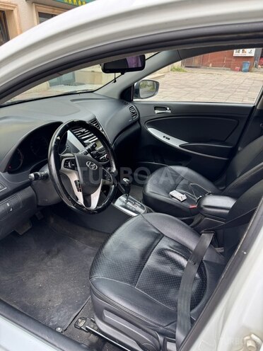 Hyundai Accent 2014, 254,500 km - 1.6 l - Bakı