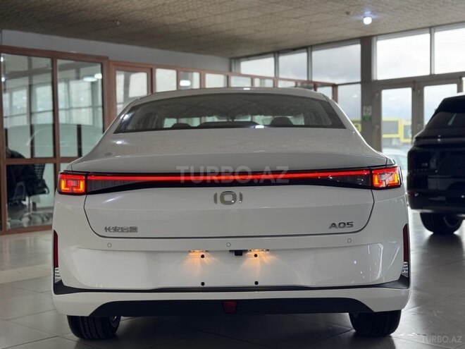 Changan Qiyuan A05 2025, 0 km - 1.5 л - Bakı