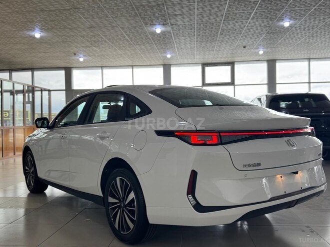 Changan Qiyuan A05 2025, 0 km - 1.5 л - Bakı